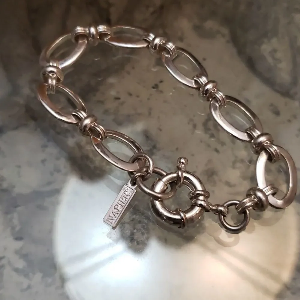 ♥️NAPIER BRACELET - Picture 2 of 2